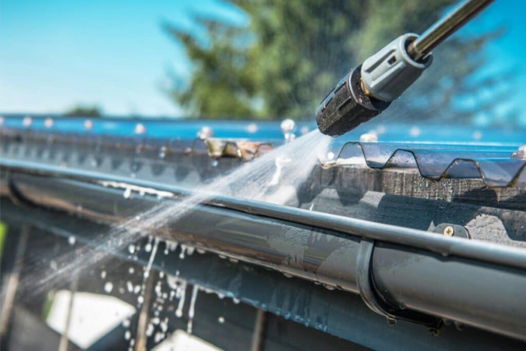 What is the average gutter cleaning cost